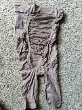 SPANX Nude/Taupe Seamless Shapewear Bodysuit for pregnancy
